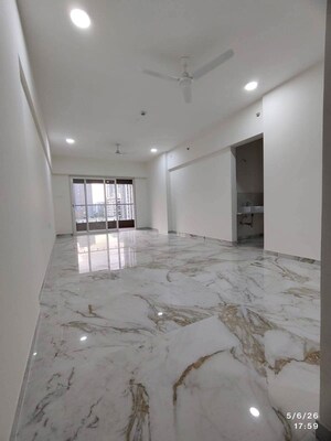 Room in 2 BHK Apartment at Kasba Peth – for Rent
