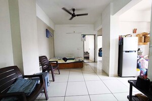 Team Area in 2 BHK Apartment at New Ranip – for Sale