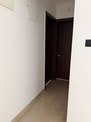 Room in 2 BHK Apartment at Konbil Konifer, Mundhwa – for Rent