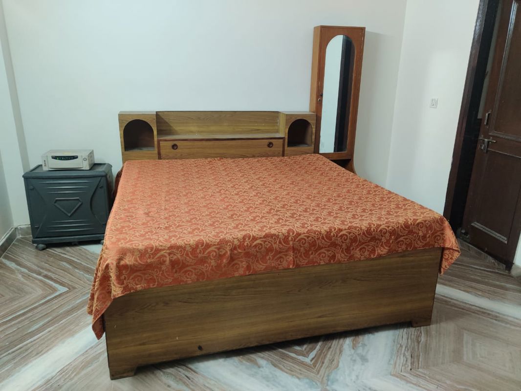 1.5 BHK + Pooja Room 750 Sq.Ft. Builder Floor in RWA Apartments Sector 30