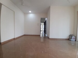Room in 3 BHK Apartment at Upper East 97, Malad East – for Rent