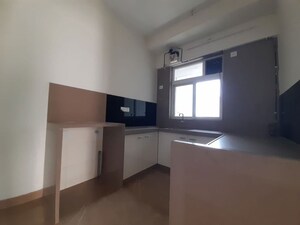 Room in 3 BHK Apartment at Upper East 97, Malad East – for Rent
