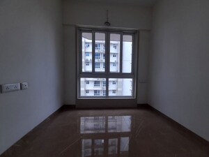 Room in 3 BHK Apartment at Upper East 97, Malad East – for Rent