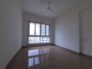 Room in 3 BHK Apartment at Upper East 97, Malad East – for Rent
