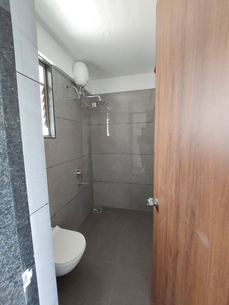Bathroom, renuka-panchtattva 2 Bedroom 884 Sq.Ft. Apartment In Tathawade Pune 10480377