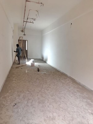 Room in 1 BHK Apartment at Laxmi Park Complex Building 3 A Wing, Vartak Nagar – for Rent