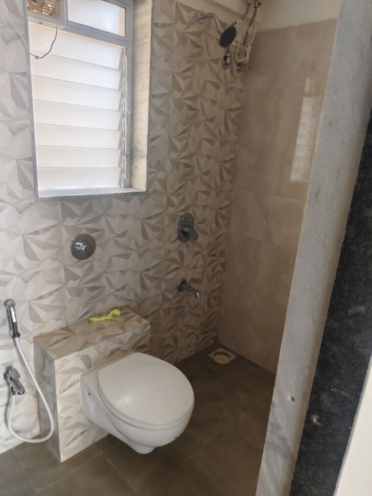 Bathroom, jagdale 1 Bedroom 410 Sq.Ft. Apartment In Vartak Nagar Thane 10480410