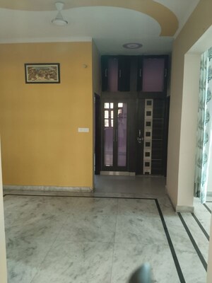 2 BHK Independent House For Rent in Sector 15