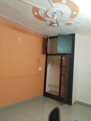 Room in 2 BHK Independent House at Sector 15 – for Rent