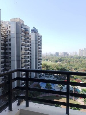 1 RK Apartment – Exterior View View at Supertech Apex Tower, Sector 93a - for Rent