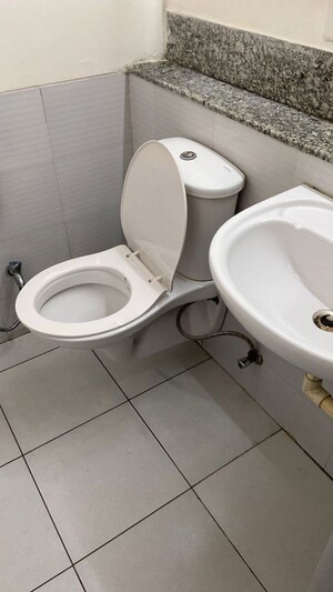 Bathroom in 1 RK Apartment at Supertech Apex Tower, Sector 93a – for Rent