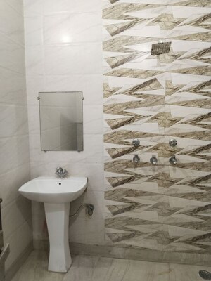 Bathroom in 2 BHK Independent House at Batra Colony – for Rent