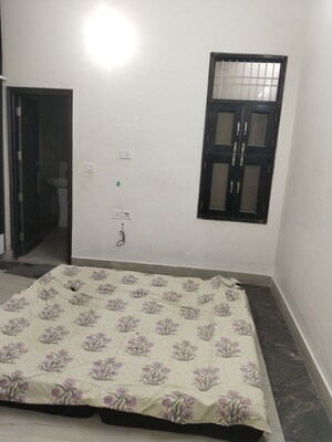 Room in 2 BHK Independent House at Batra Colony – for Rent