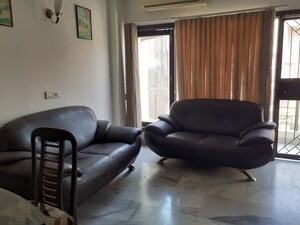 Living Room in 1 BHK Builder Floor at Safdarjung Enclave – for Rent