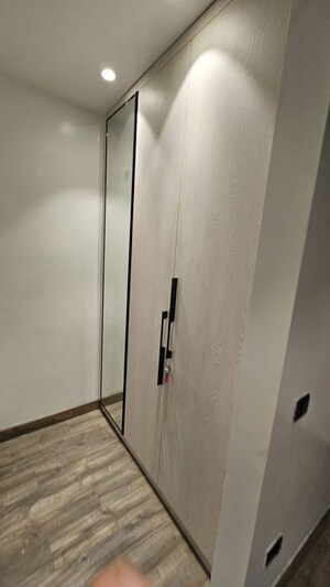 Building Lobby in 4 BHK Builder Floor at South City 1 – for Rent