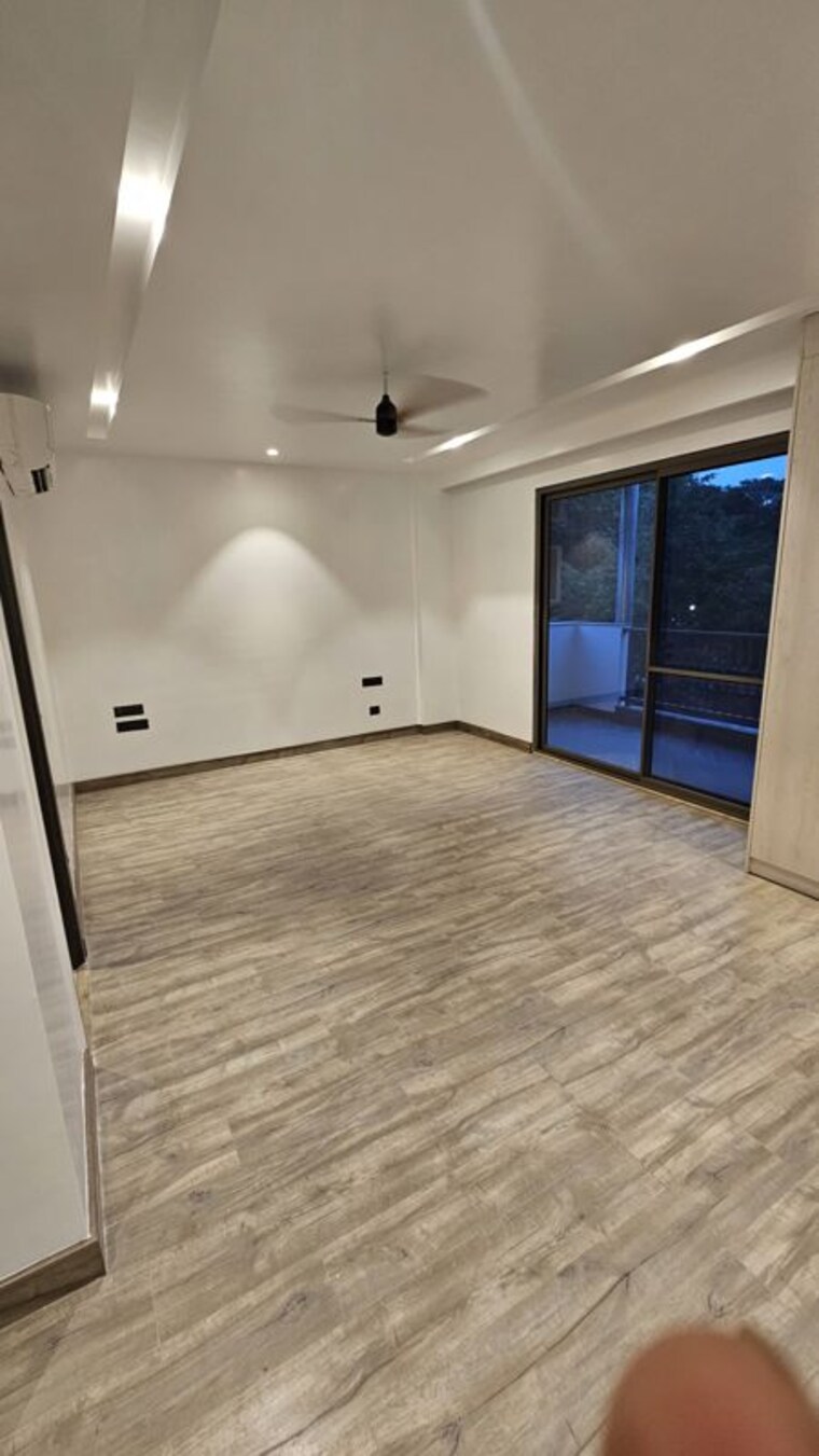 Room, south city 1 4 Bedroom 500 Sq.Yd. Builder Floor In South City 1 Gurgaon 10480479