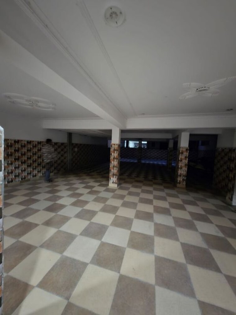  Parking, sector 45 3 Bedroom 2100 Sq.Ft. Builder Floor In Sector 45 Gurgaon 10480493