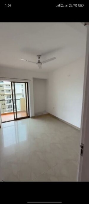 Room in 3 BHK Apartment at Eros Sampoornam, Sector 2 Greater Noida – for Sale