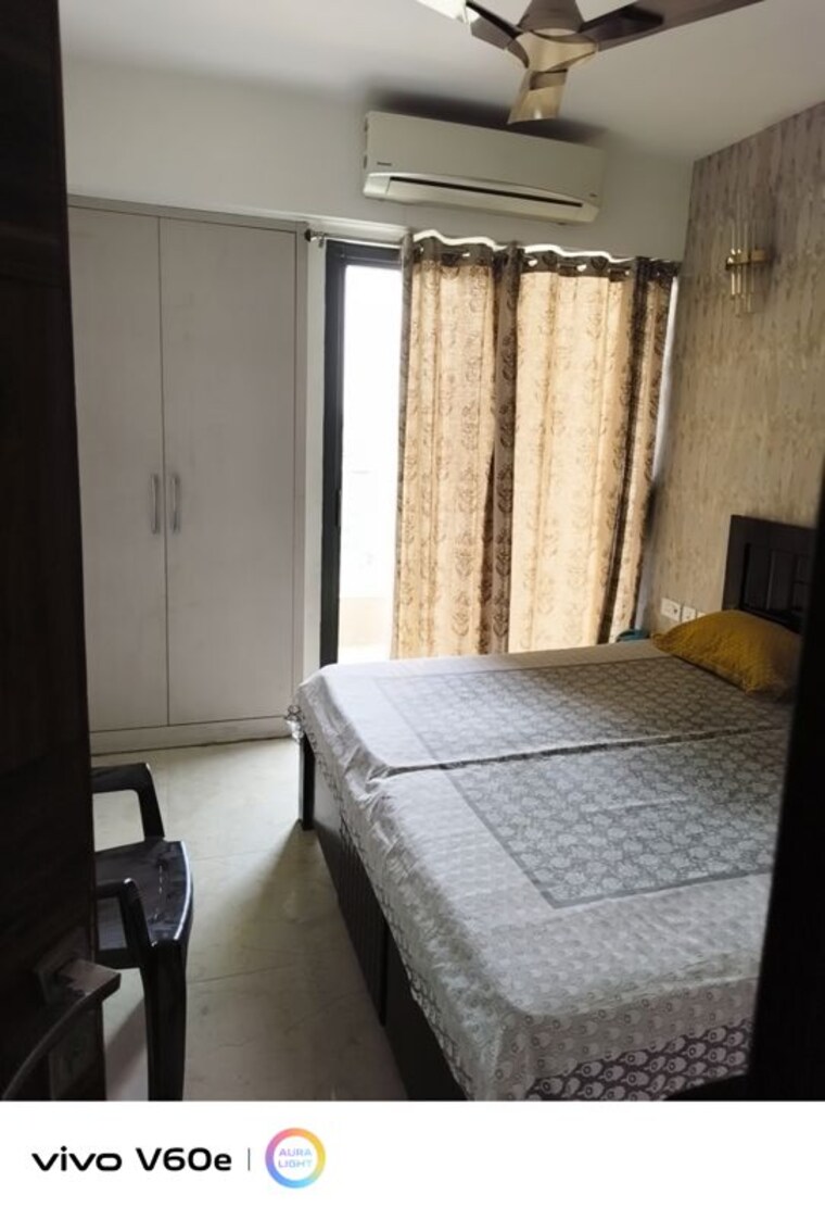 Bedroom, metro-suites-glitz 3.5 Bedroom 1395 Sq.Ft. Apartment In Vasundhara Sector 2 Ghaziabad 9664990