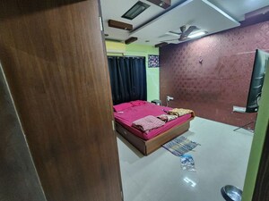Furnished Amenities in 3.5 BHK Apartment at Lake View, Aarey Colony – for Sale