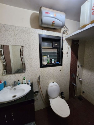 Bathroom in 3.5 BHK Apartment at Lake View, Aarey Colony – for Sale