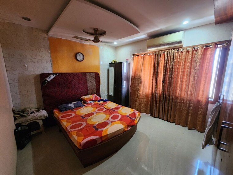 Bedroom, lake-view 3.5 Bedroom 1660 Sq.Ft. Apartment In Aarey Colony Mumbai 10480511