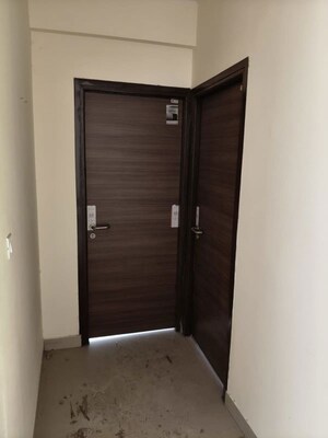 Room in 3 BHK Apartment at Ansal Estella, Sector 103 – for Sale