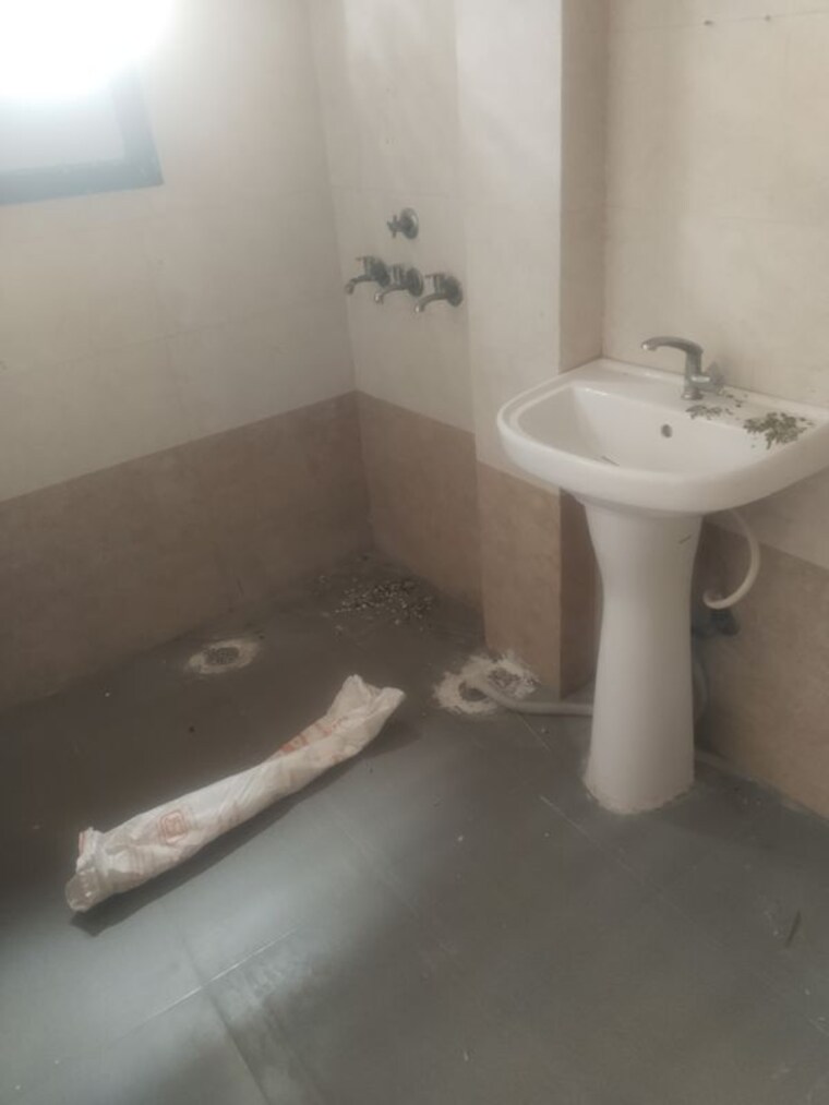 Bathroom, sector 12 2 Bedroom 400 Sq.Ft. Builder Floor In Sector 12 Sonipat 10480523