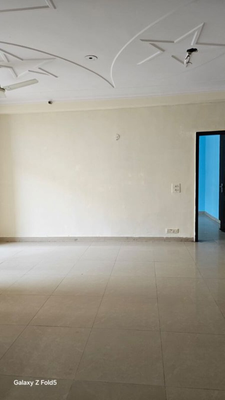Room, amrapali-silicon-city 3 Bedroom 1545 Sq.Ft. Apartment In Sector 76 Noida 10472338