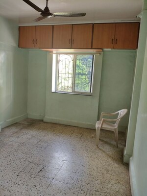 Room in 1 BHK Apartment at Mayur Complex Kothrud, Kothrud – for Rent