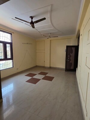 Kitchen in 2 BHK Builder Floor at AJS Heights, Indrapuram – for Rent