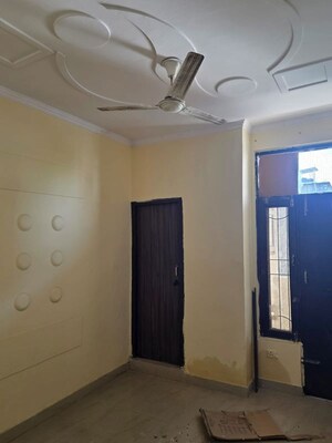 Room in 2 BHK Builder Floor at AJS Heights, Indrapuram – for Rent