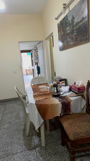 Team Area in 2 BHK Builder Floor at Ashoka Enclave – for Rent