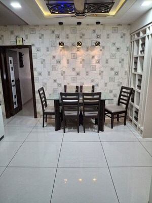 Team Area in 3 BHK Apartment at Satellite – for Sale
