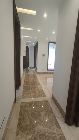 Building Lobby in 3 BHK Builder Floor at Sarvapriya Vihar – for Sale