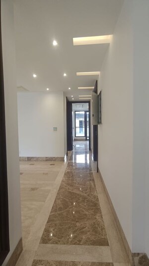 Building Lobby in 3 BHK Builder Floor at Sarvapriya Vihar – for Sale