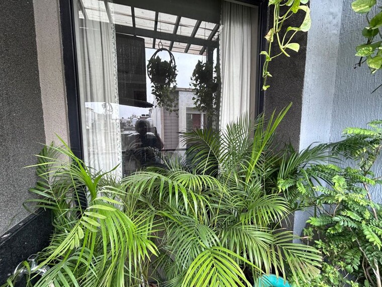 Balcony, greater kailash i 4 Bedroom 2700 Sq.Ft. Apartment In Greater Kailash I Delhi 10480576