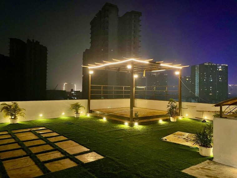Living Room, vatika-inxt-city-center 3.5 Bedroom 4000 Sq.Ft. Builder Floor In Sector 83 Gurgaon 10480583