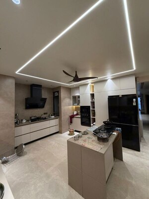 Team Area in 4 BHK Builder Floor at Greater Kailash ii – for Sale