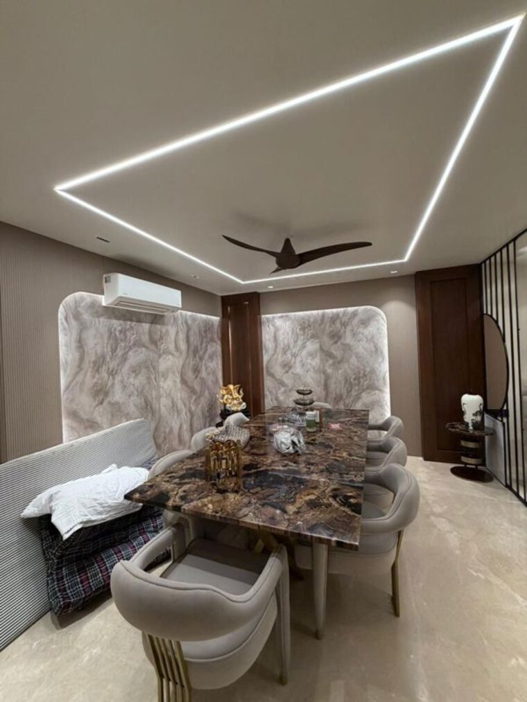 Living Room, greater kailash ii 4 Bedroom 300 Sq.Yd. Builder Floor In Greater Kailash ii Delhi 10480594