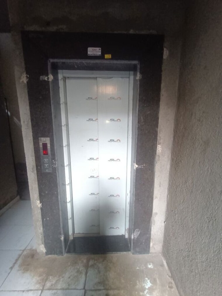 undefined, bander pakhadi Commercial Office Space 500 Sq.Ft. In Bander Pakhadi Mumbai 10480623