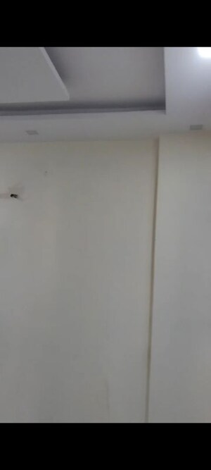 Room in 3 BHK Builder Floor at Rohini Sector 8 – for Rent