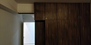 Furnished Amenities in 3 BHK Apartment at SS The Coralwood, Sector 84 – for Rent