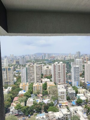 Master Plan in 2 BHK Apartment at Chandak Cornerstone, Worli – for Rent