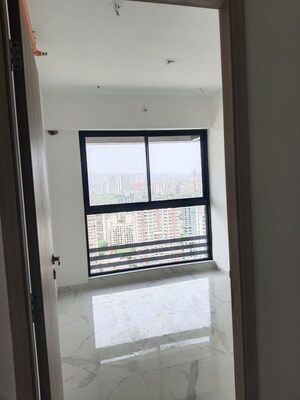 2 BHK Apartment For Rent in Chandak Cornerstone, Worli