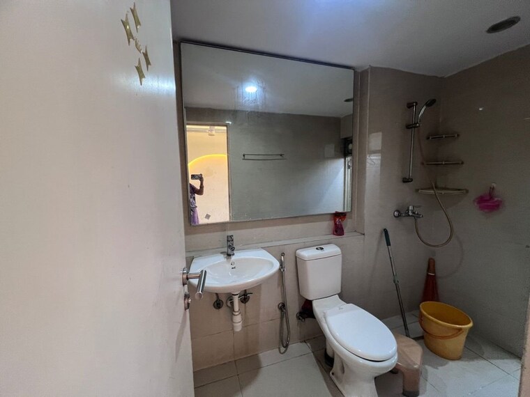 Team Area, blue-bell-hiranandani-estate 2 Bedroom 656 Sq.Ft. Apartment In Ghodbunder Road Thane 10480636