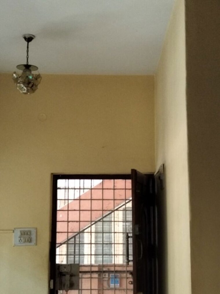 Room, kanaka nagar 4 Bedroom 2400 Sq.Ft. Independent House In Kanaka Nagar Bangalore 10480659