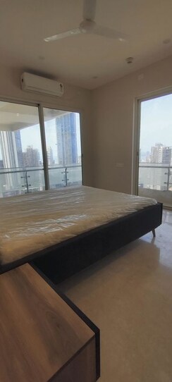3 BHK + Servant Room,Study Room Apartment For Sale in Indiabulls Sky Forest