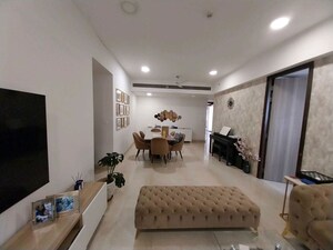 Bedroom in 4 BHK Apartment at Lodha Marquise, Worli – for Sale