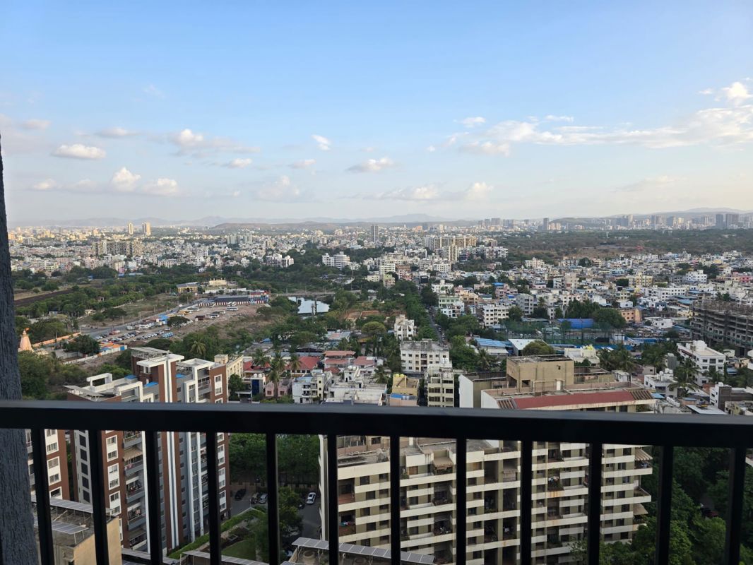 2 BHK + Basement 1200 Sq.Ft. Apartment in Mante Luxor